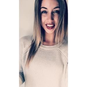 Meet your Posher, Alexis